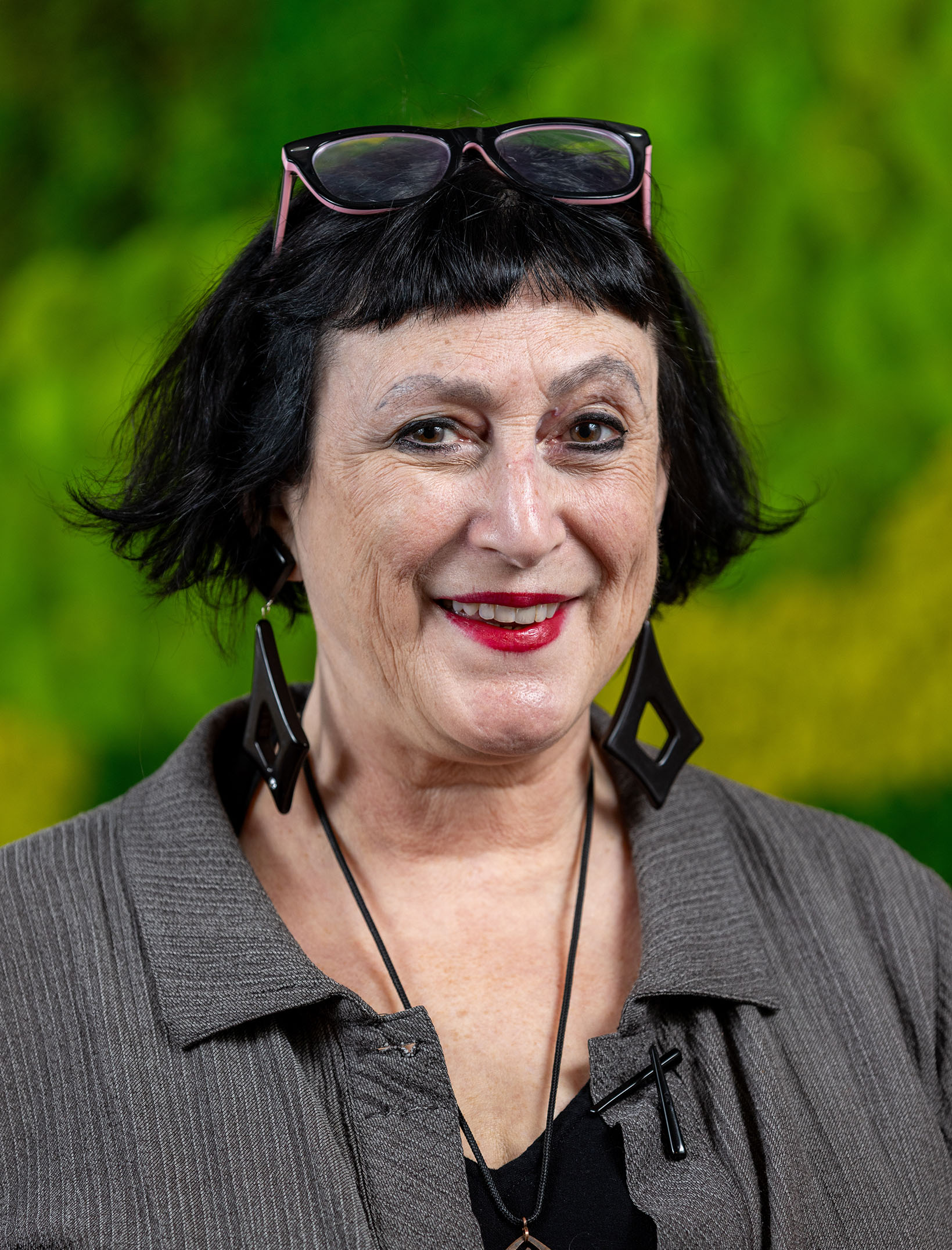 Debra Bouchegnies