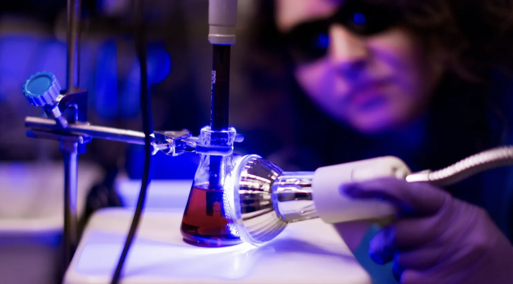 Banyu Carbon technician at CoMotion Labs