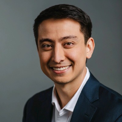 Headshot of Aric Stocks